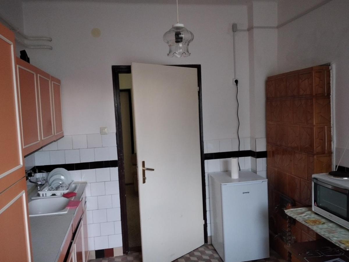 Appartement Nyarfa à Keszthely Extérieur photo